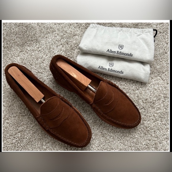 Allen Edmonds Other - Allen Edmonds Men's Sedona Penny Loafer Suede Size 8.5 D Brown